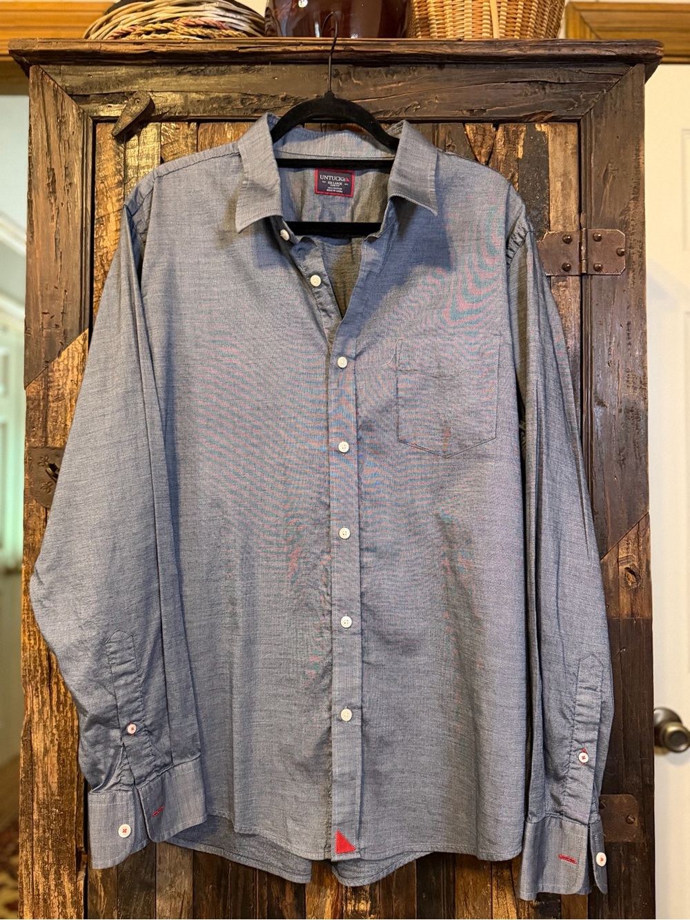 UNTUCKit Men’s XXL Slim Fit Blue Chambray 100% Cotton Button Down Shirt